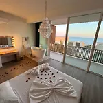 فيلة Palms *